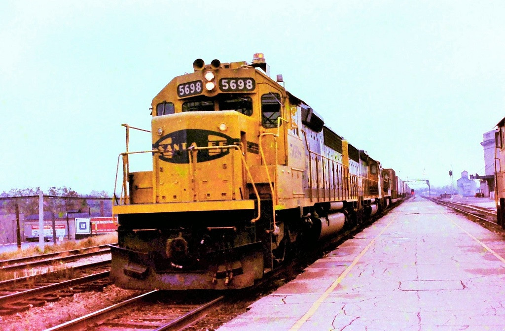 ATSF 5698